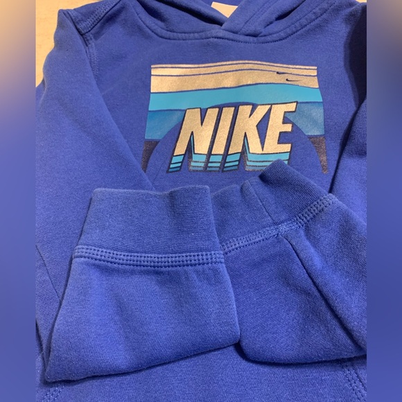 Nike kids hoodie, size XS - Picture 7 of 7